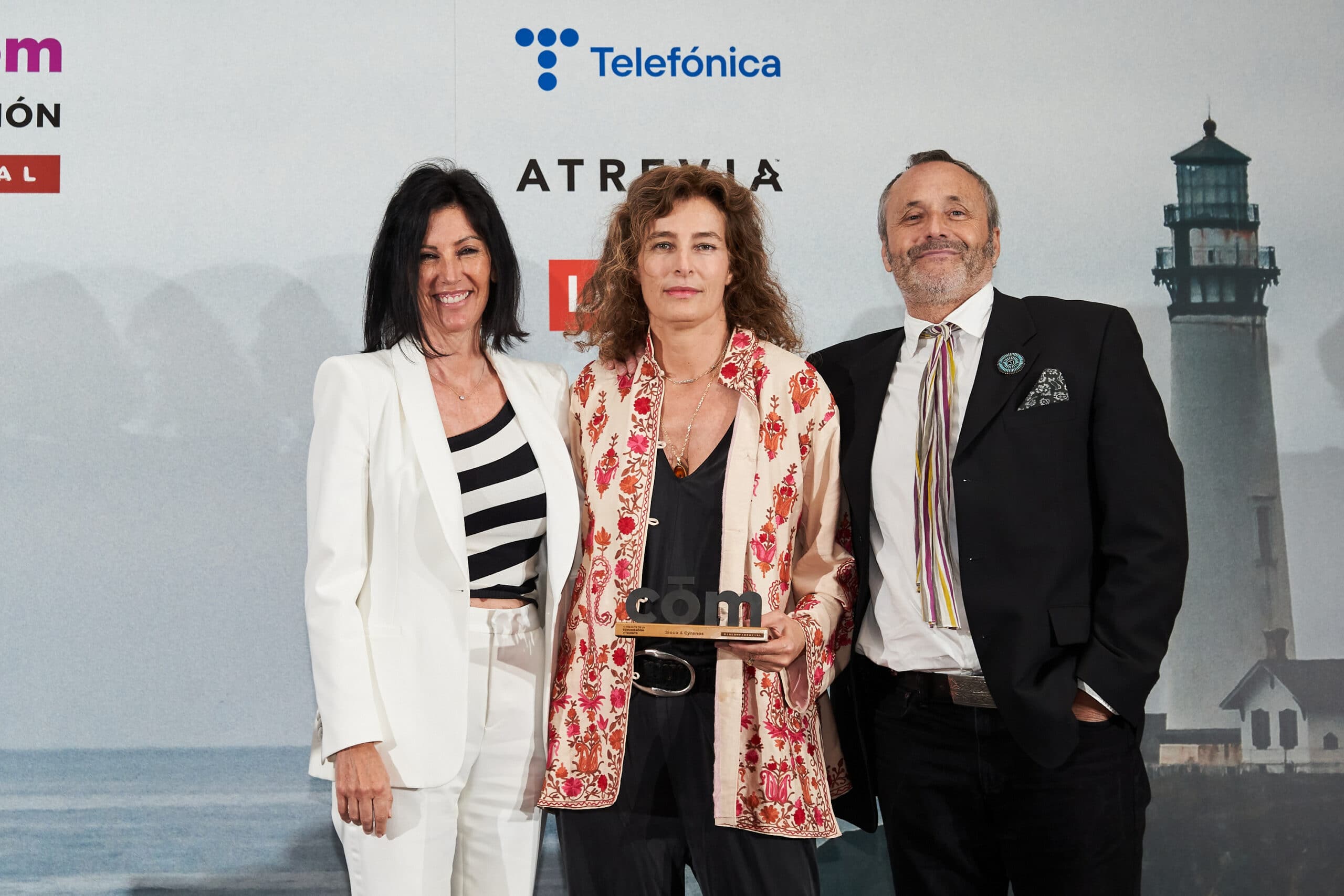 Eva Fernández (Telefónica), María López Chicheri y Roberto Lara (Sioux y Cyranos)
