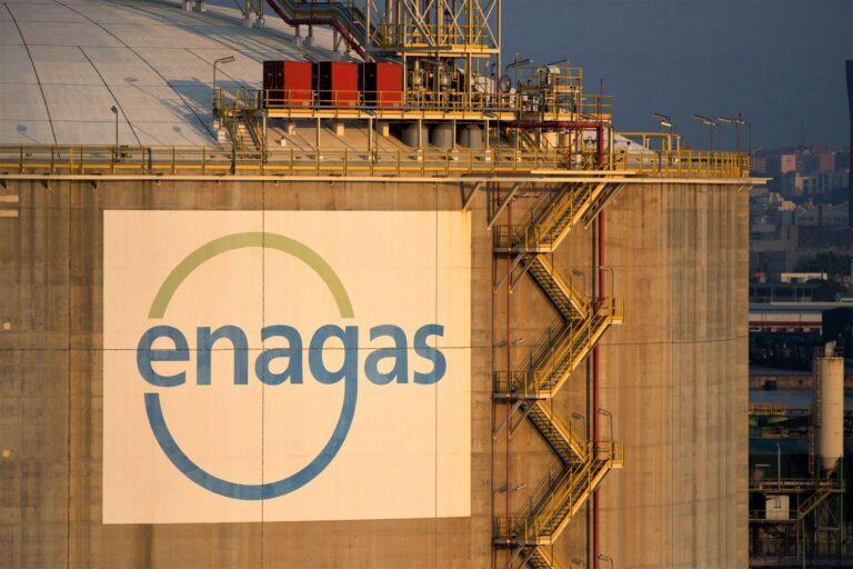 Enagás acuerda con Uniper