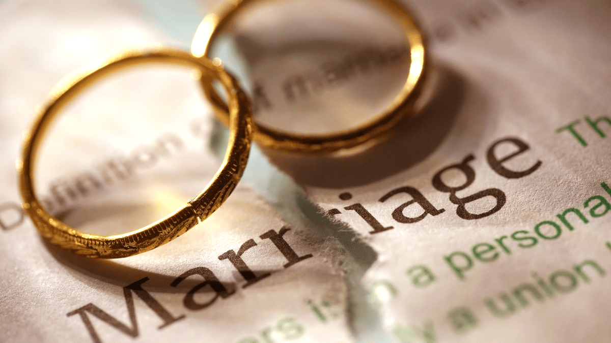 Julio Ariza: "El matrimonio ha perdido su sentido, por eso la gente ha dejado de casarse"