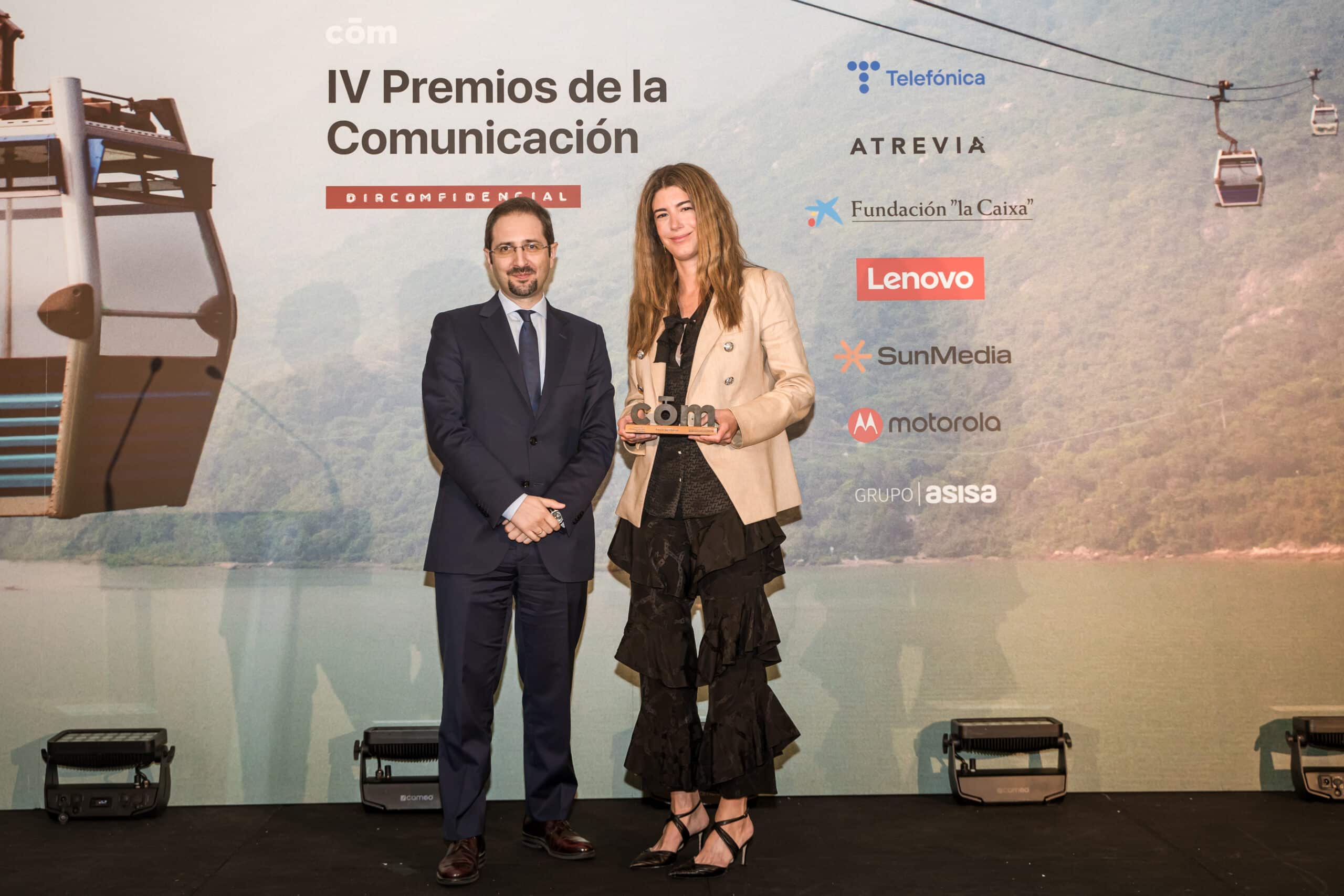Premios de la Comunicación Manuel Llamas y Paula Quinteros.