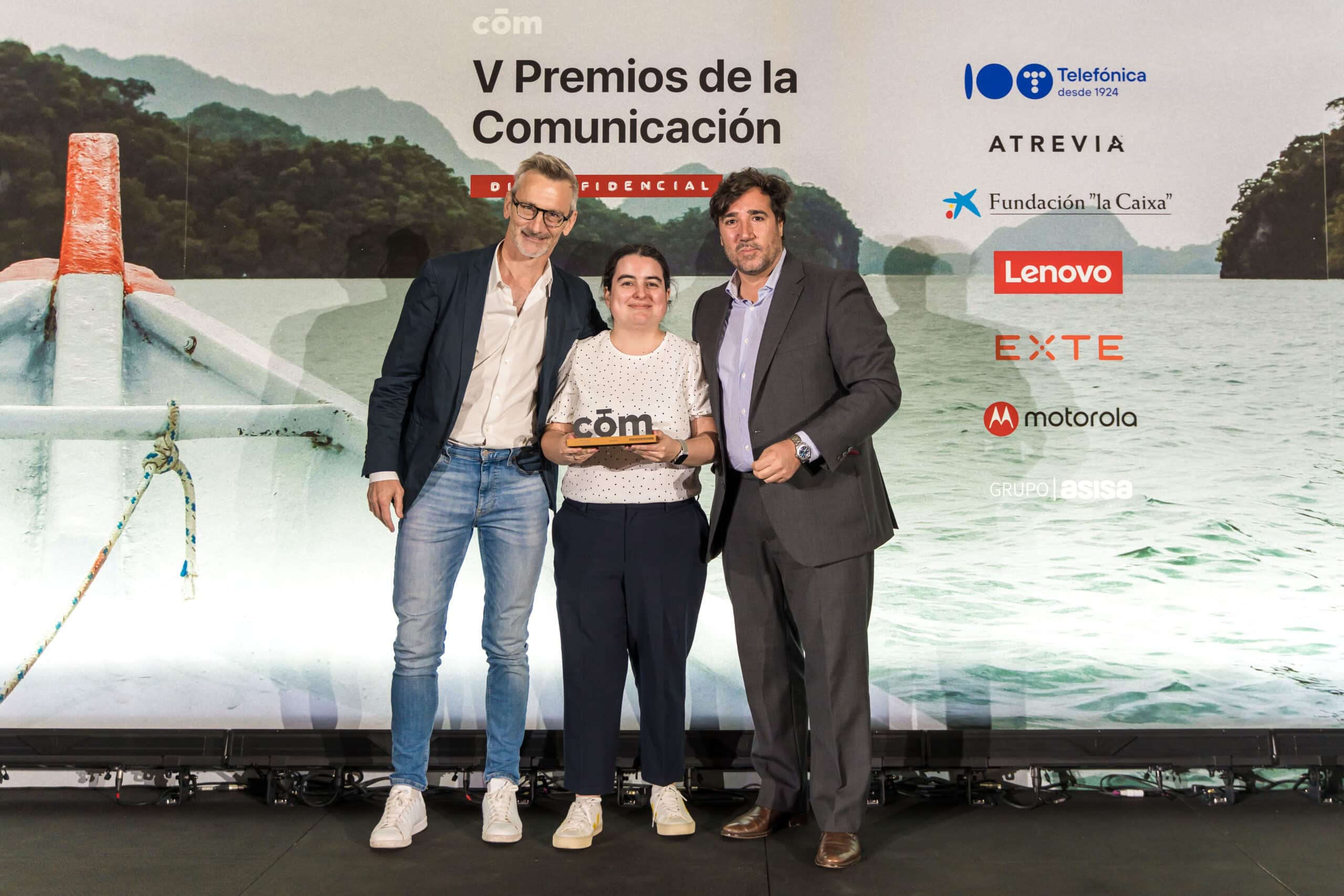 Antony Dumas (Webedia Spain), María González (Xataka) y Borja Velón (Lenovo)