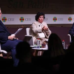 Miguel López Quesada, Asunción Gómez y Jerry Kaplan