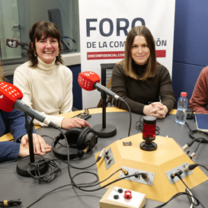 De izda. a dcha. Nieves González, Natalia Bengoechea, Marta Magaña y Santiago Doménech
