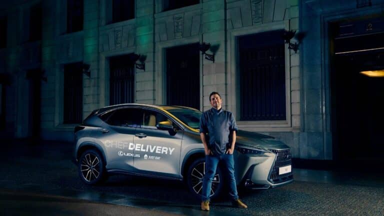 Lexus se alía con Just Eat para llevarte al “Chef Delivery” a casa en su nueva campaña con Burns
