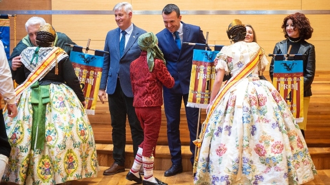 El presidente de la Diputación en un acto fallero