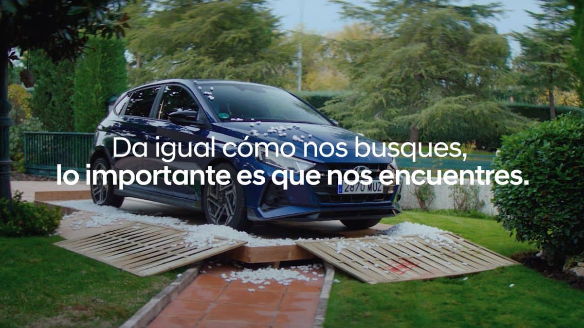 Hyundai le devuelve la visibilidad que le quita en internet a todas esas marcas que se llaman casi como ella
