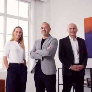 Andrés Iniesta da la asistencia definitiva a la última campaña “Champions of Business” de FedEx