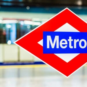 Mediaplus Equimedia y la tienda de Metro de Madrid visten de historia y emoción la fiesta más querida de los madrileños