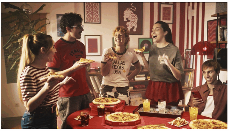 Telepizza nos muestra a qué saben sus nuevas pizzas gracias a las ensoñaciones de sus consumidores