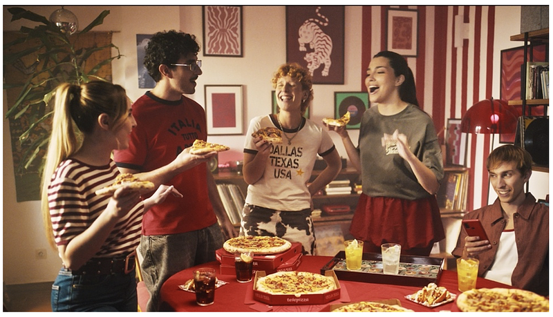 Telepizza nos muestra a qué saben sus nuevas pizzas gracias a las ensoñaciones de sus consumidores