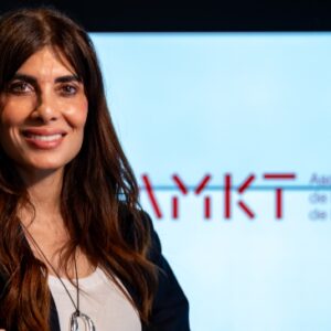 Beatriz Navarro - AMKT