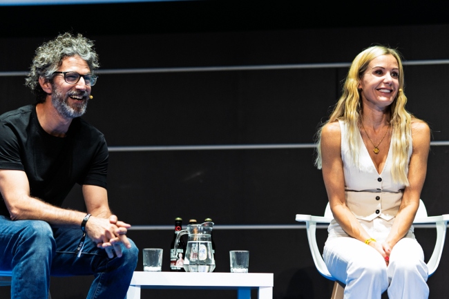 Tomás Ostiglia y Caroline Gregory