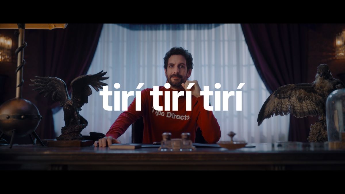 Línea Directa y Netflix se adentran en el universo de Miércoles con una campaña gótica y sorprendente