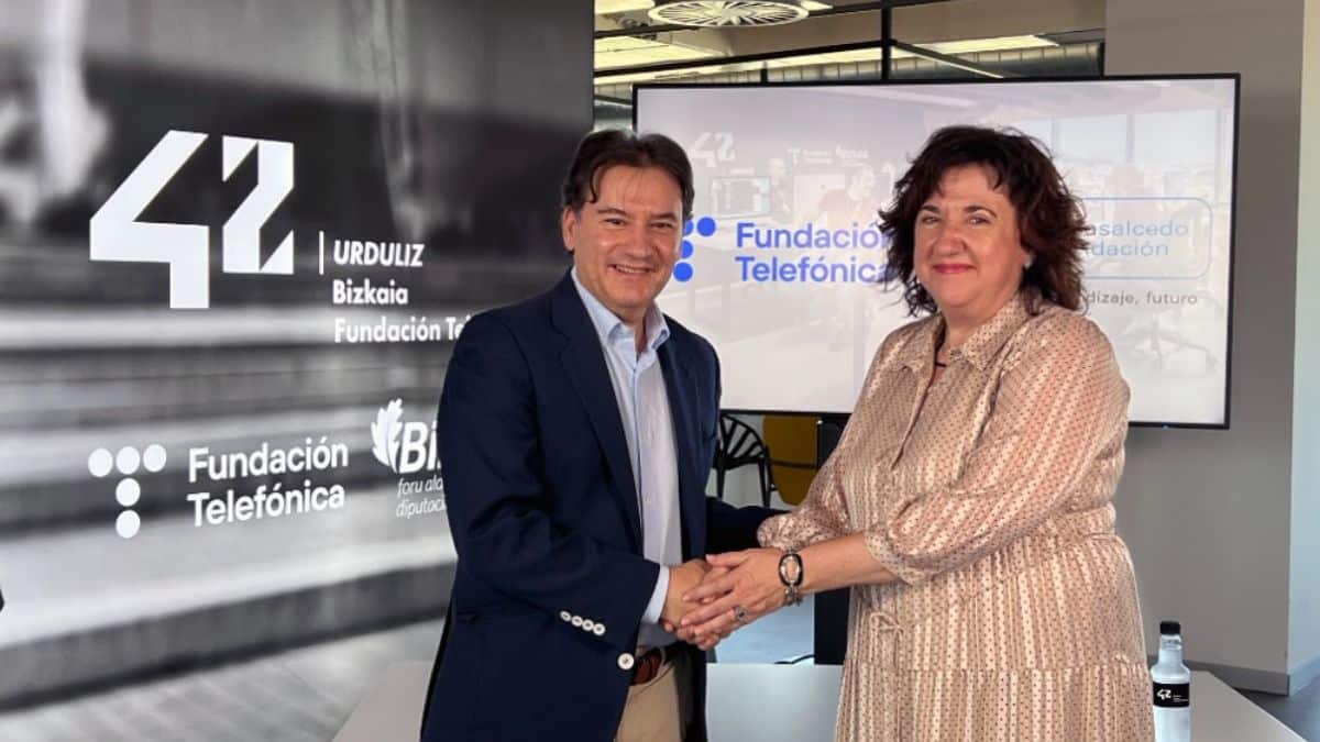 Fundación telefónica y fundación novia salcedo impulsarán el talento tecnológico en los campus de programación 42