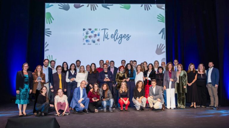 Cecabank refuerza su compromiso social, donando 150.000 euros a 15 proyectos elegidos por sus empleados
