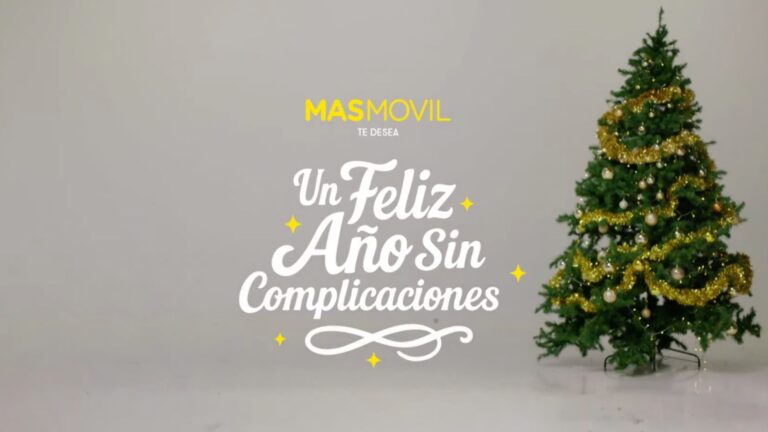 MASMOVIL felicita la Navidad con Antonio Resines y un mensaje claro: empezar 2026 sin complicaciones