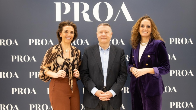 Lucía Casanueva, Jordi Sevilla y Valvanuz Serna Ruiz - Proa