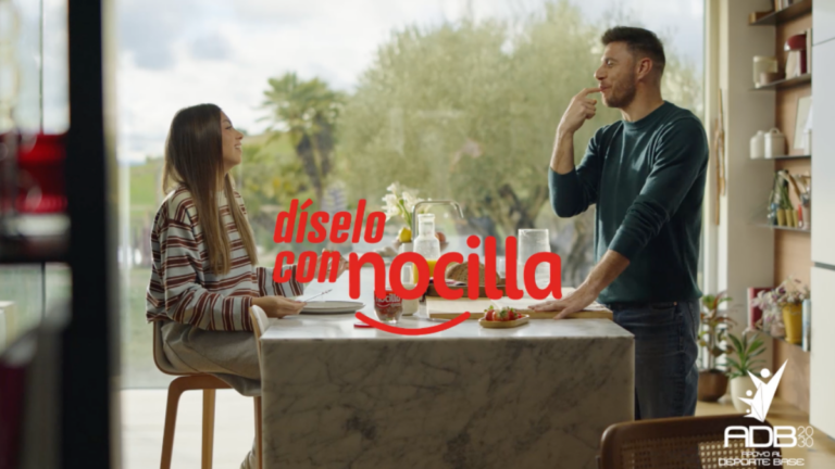 Joaquín Sánchez y su hija Salma protagonizan la nueva campaña ‘Díselo con Nocilla’