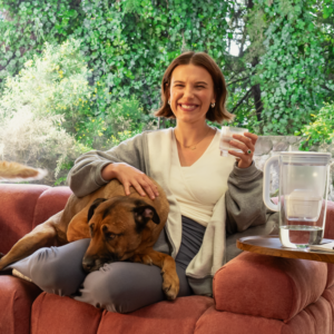 BRITA nombra a Millie Bobby Brown como su primera embajadora global de marca y lanza la campaña “Own Your Thing”