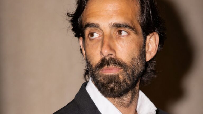 Carlos Bessa - Legends Global