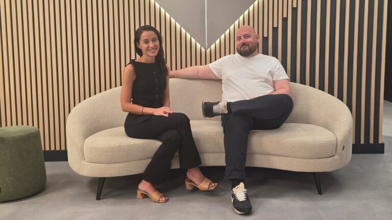Edelman - Lucía Carballeda y Pelayo Alonso