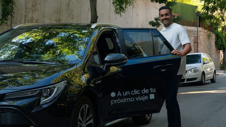 Uber y Pedro se unen para que un aficionado viva el Barça-Madrid junto a la leyenda del FC Barcelona