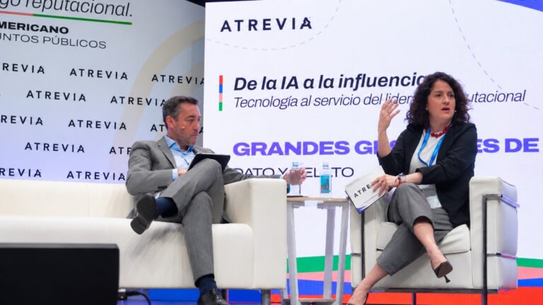 Javier Ruiz y Maritcha Ruiz - Atrevia